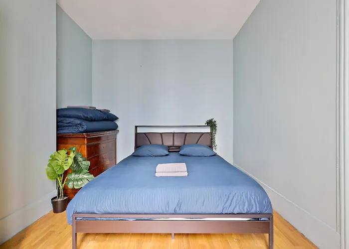 Quartier Luxembourg 1 Bedroom Apartment-netflix