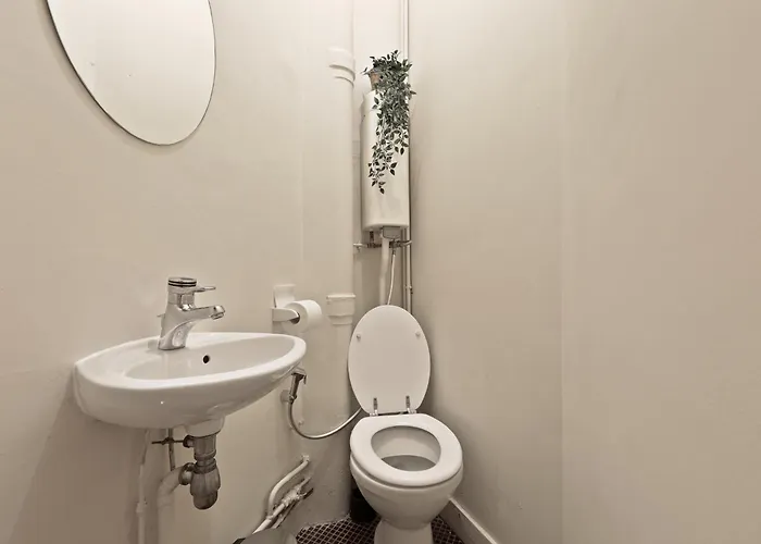 Quartier Luxembourg 1 Bedroom Apartment-netflix باريس